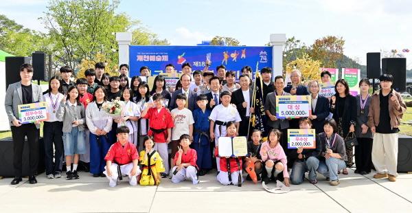 1994182814_1DO8ZrLu_f6376c65964c51ff7045