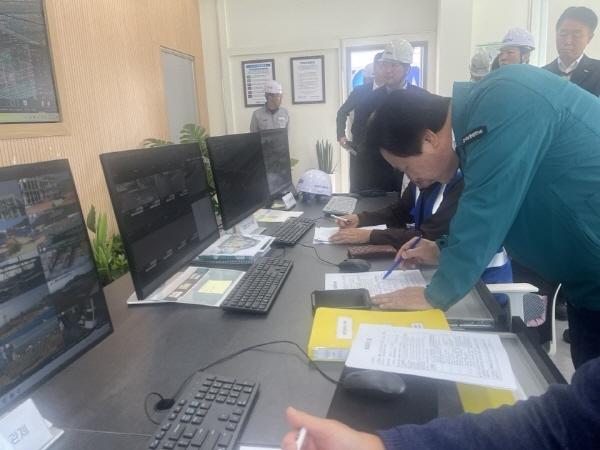 1994182814_GmIJDgB5_82876309a0df17ac8e4a