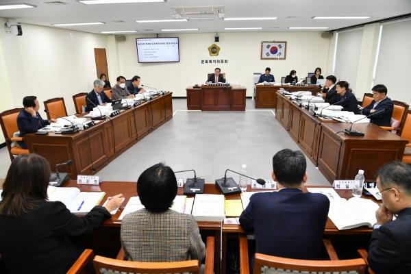 1994182814_fPt6ycHx_b50417226af5fc964ac4