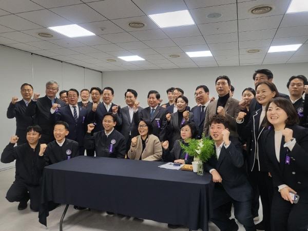 1994182814_iqJPRFEv_9bdbac798fbad51a0e48