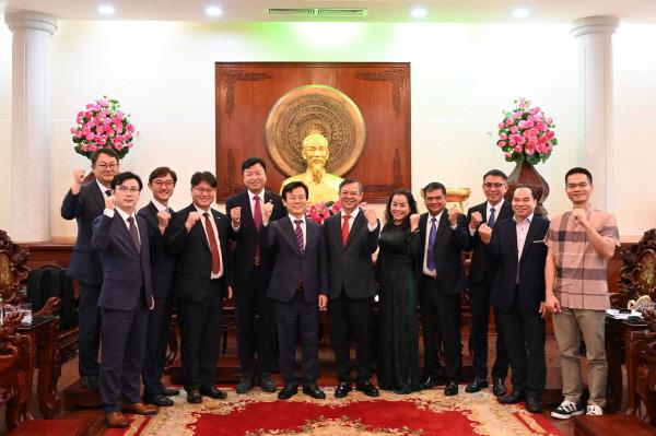 1994182814_mTUnOVSt_f2ec83789119055f813b