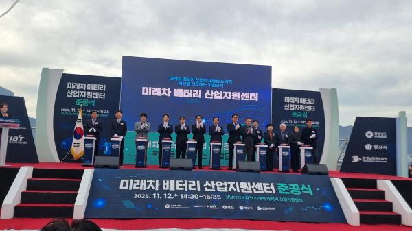 1994182814_p1DCf0na_640d6053bcbda350fcb9