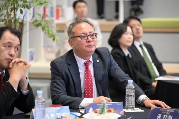 1994182814_wAsRBNvG_01132e8c068a50193793