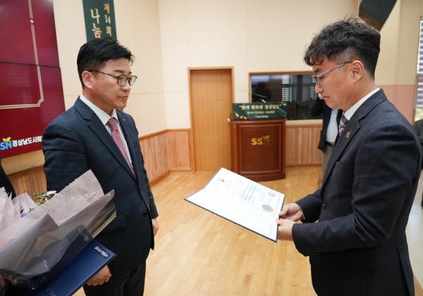 1994182814_Rbx8XoAi_6eb739e488f4102ee6f6