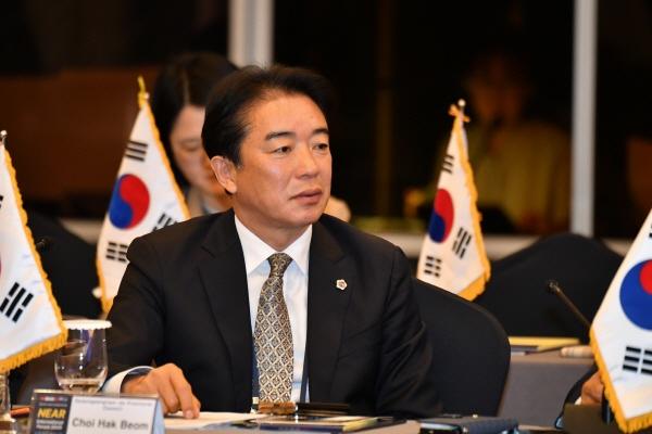 1994182814_ofbI0P69_58de443d29df4584ecc0