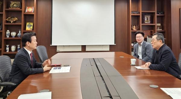 1994182814_Di32eNYp_cc61a1879869ce8d93eb