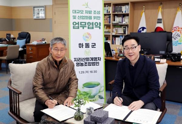 1994182814_Ult7doe2_ee9a225ef18c4b9476ad