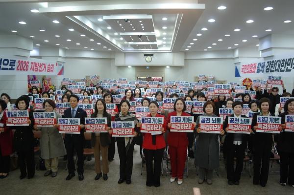 1994182814_FEgsVp2A_c50be3c97678765c4864