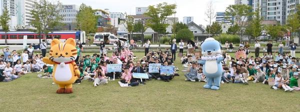 1994182814_XGdCrO3D_c75062569add86729db8