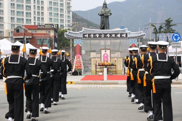 1994182814_P85OW2im_170e8e074bcb74901915