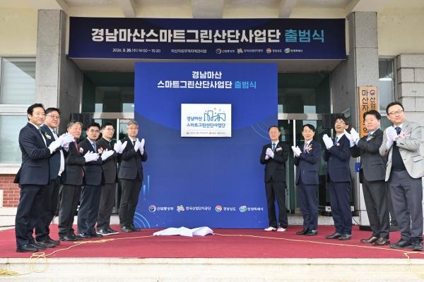 1994182814_apH0AGQy_04bdfca0f61f9a8bb853