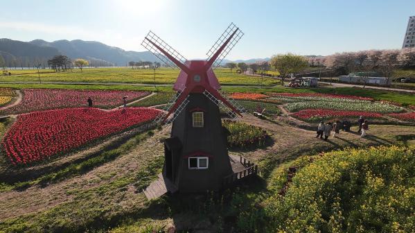 1949227467_uFwkblIs_8d91048c4a117342fe44