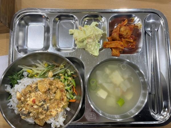 1994182814_duC09JG3_a7ee38f56d9d442446d2