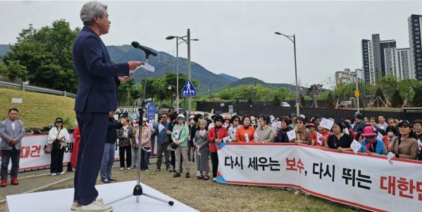 1994182814_uCFQnp5B_4c2590398d575ae45add